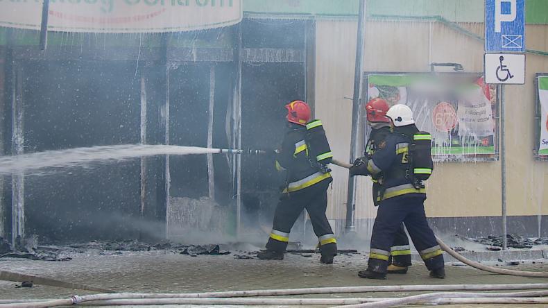 Pożar sklepu w Gniewinie