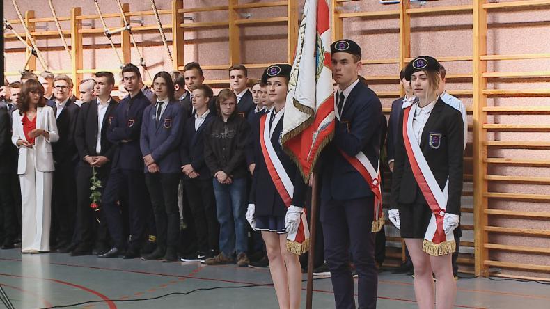 Pięć milionów uczniów rozpoczęło wakacje