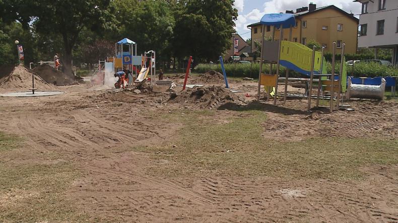 W Rumi powstają kolejne place zabaw