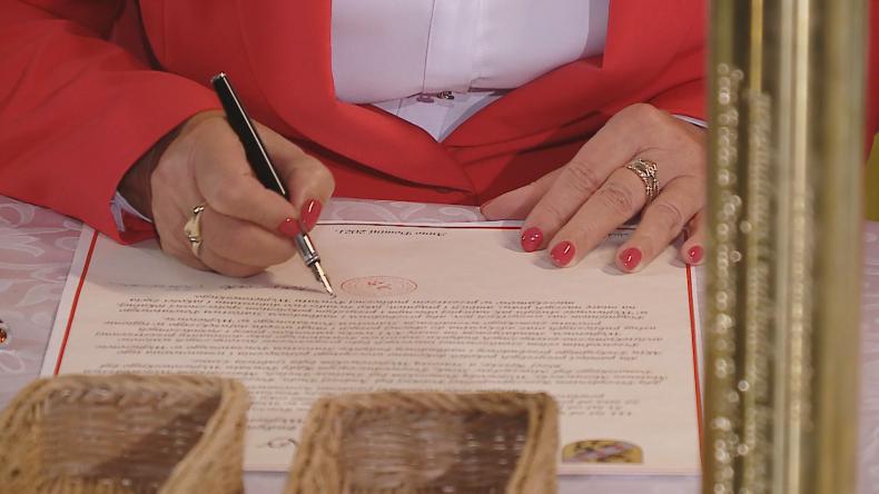 Akt erekcyjny pod rozbudowę starostwa wmurowany