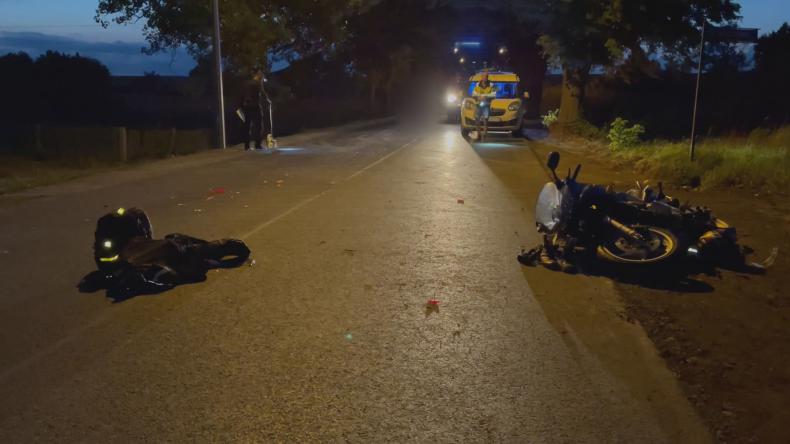 Groźny wypadek z udziałem motocykla