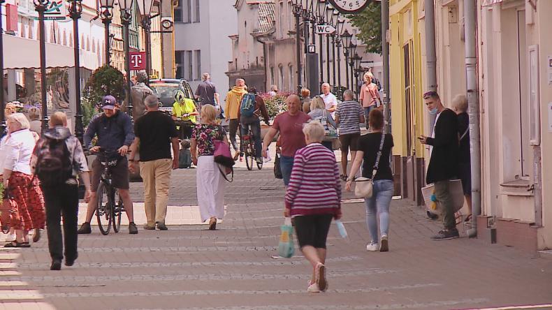 Koronawirus nie odpuszcza, obostrzenia tak