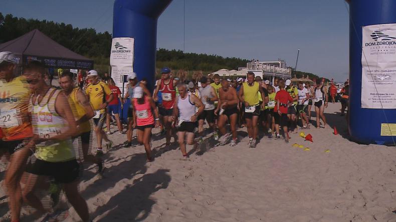 Ponad 200 osób na nietypowym, plażowym biegu