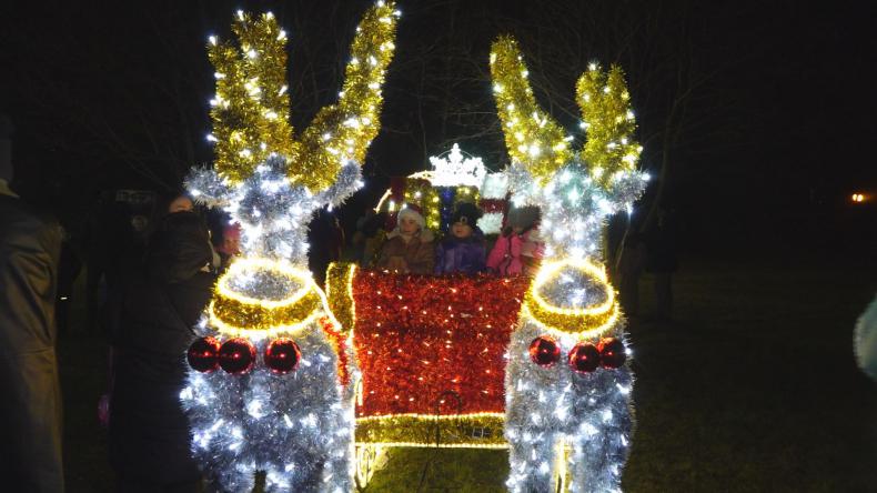 W Kosakowie otworzyli sezon świąteczny