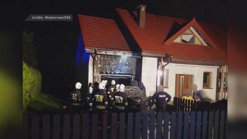 Pożar w Orlu – palił się garaż i samochód