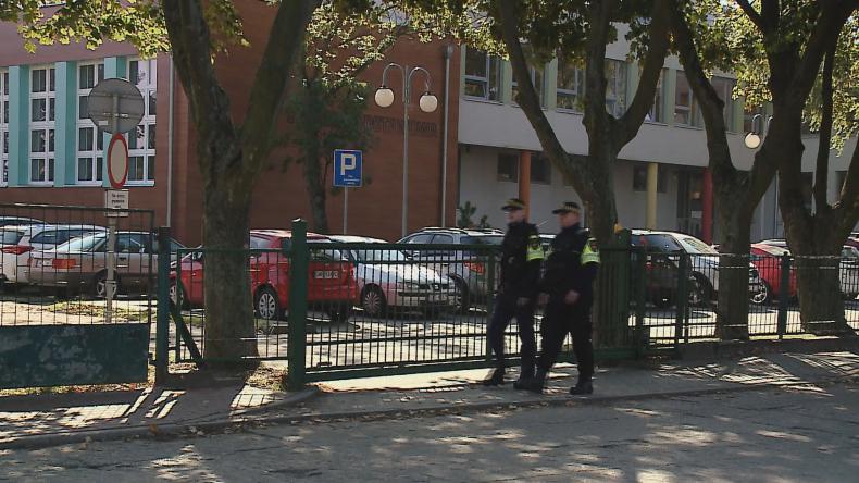 Bezpieczna droga do szkoły możliwa dzięki strażnikom