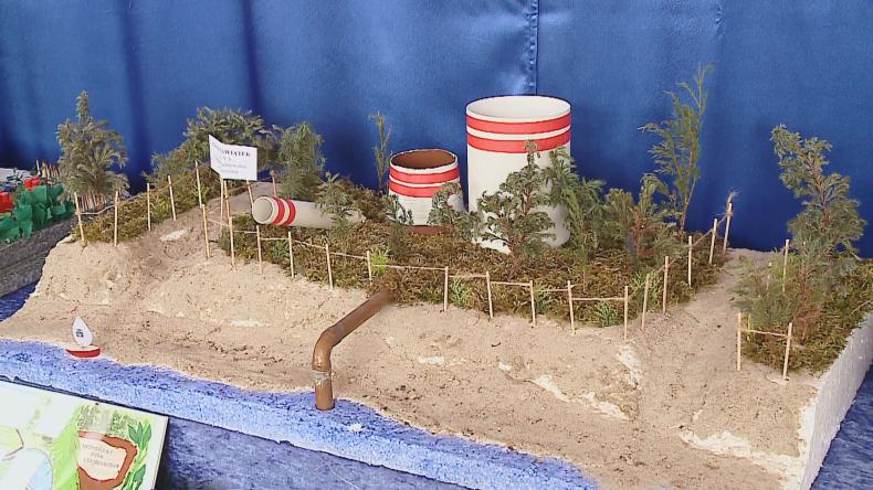 Nagrodzeni za świadome myślenie o atomie