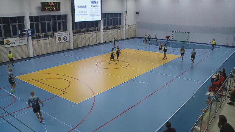 Pogrom w meczu Tytanów