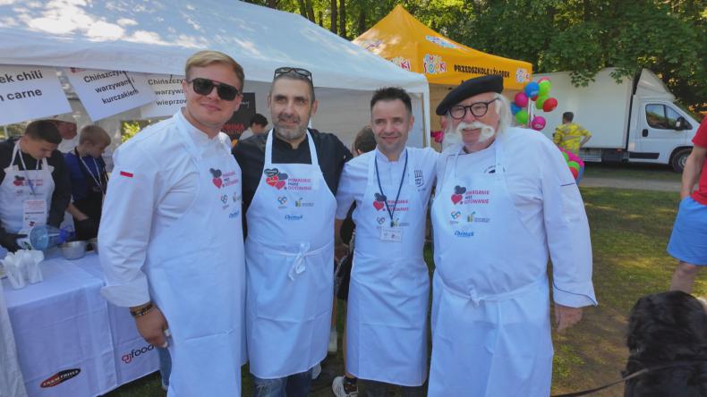 Wielkie gotowanie na wejherowskiej polanie