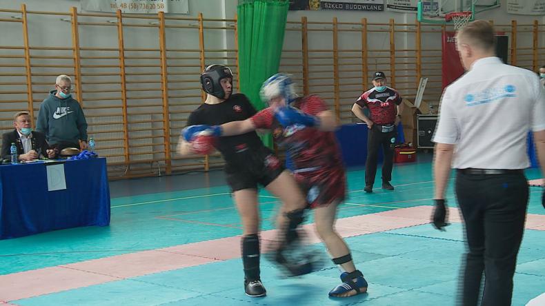 Wojewódzkie Mistrzostwa w kickboxingu w Luzinie