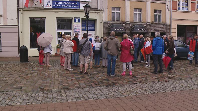 Dla protestujących „2 to nie 3” - wciąż są na ulicach