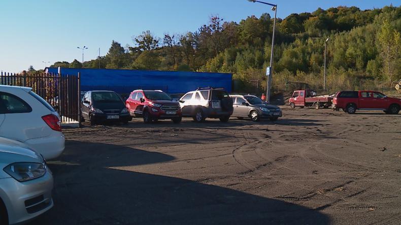 Redzki parking przeniesiony na drugą stronę torów