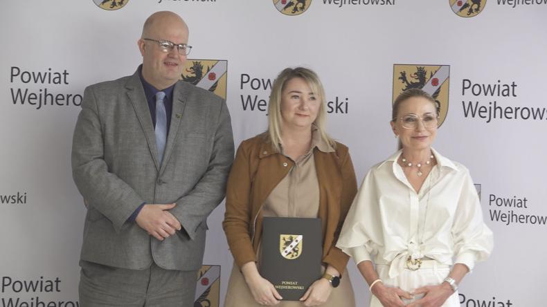 Umowy grantowe wręczone