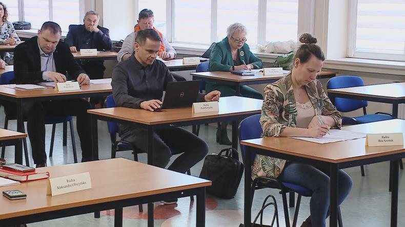 Zmiany w budżecie i pomoc dla obywateli Ukrainy