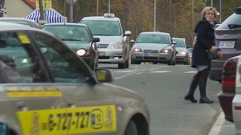 Sprawdź jak dojechać na lokalne cmentarze