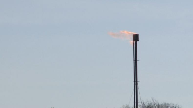 Gaz z łupków: jest w Sławoszynie, szukają w Luzinie