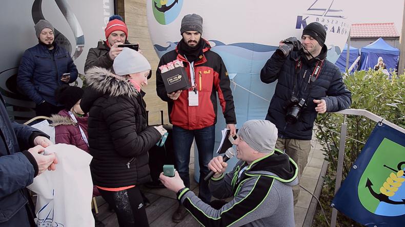 Walentynkowy bieg z zaręczynami na mecie