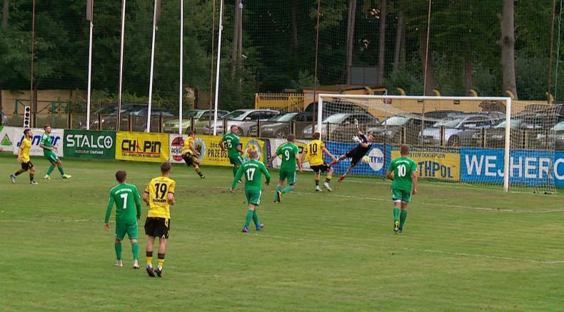 Gryf Wejherowo remisuje z wiceliderem