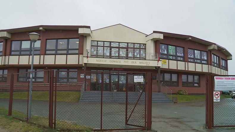 Gmina i radni chcą dwóch szkół w Bolszewie