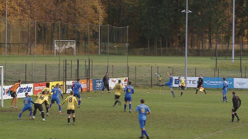 Gryf z trzema punktami u siebie