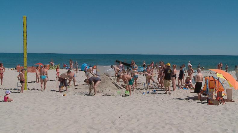 Plażowe Mistrzostwa Budowniczych wystartowały z Chałup